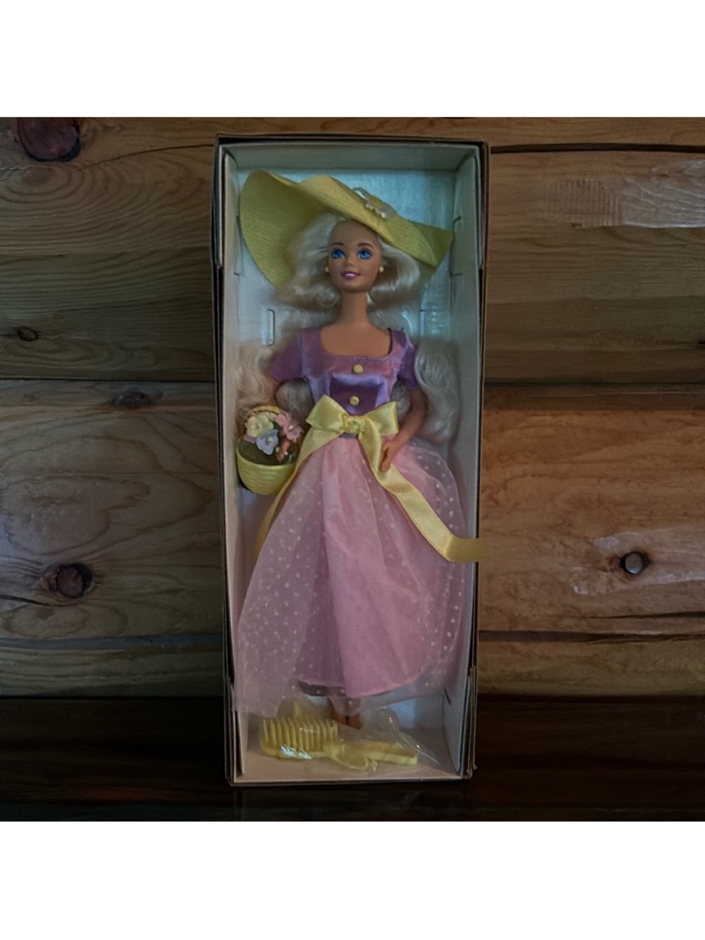 Mattel/Avon Exclusive NIB Spring Blossom Barbie Size OS